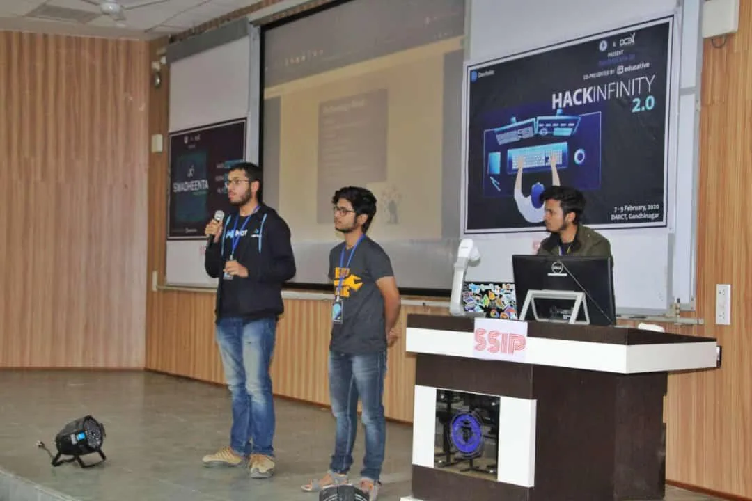 Presenting NewsFresh to the judges at Hack Infinity 2.0, DA-IICT